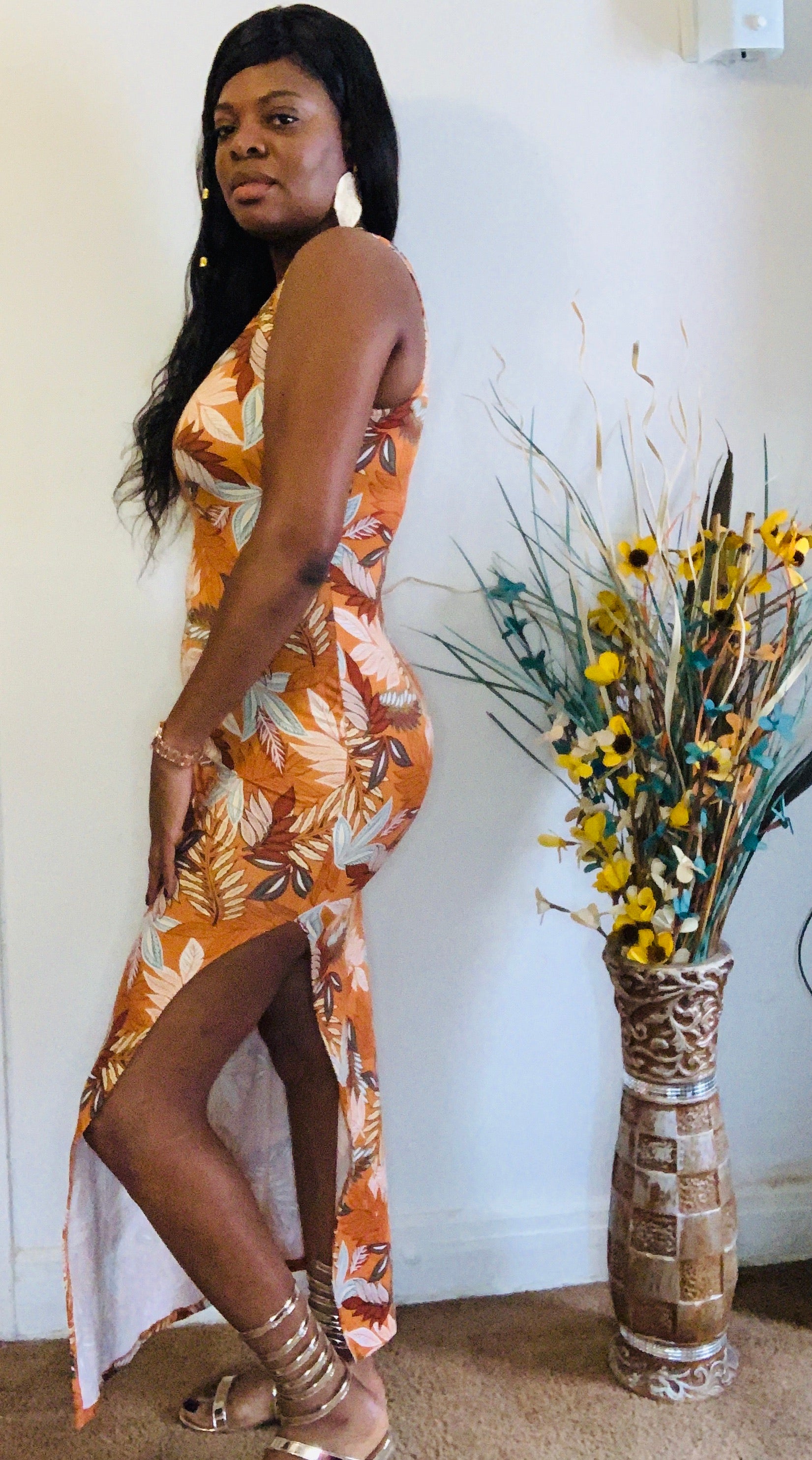 SLIT ME DRESS - Tamaracloset
