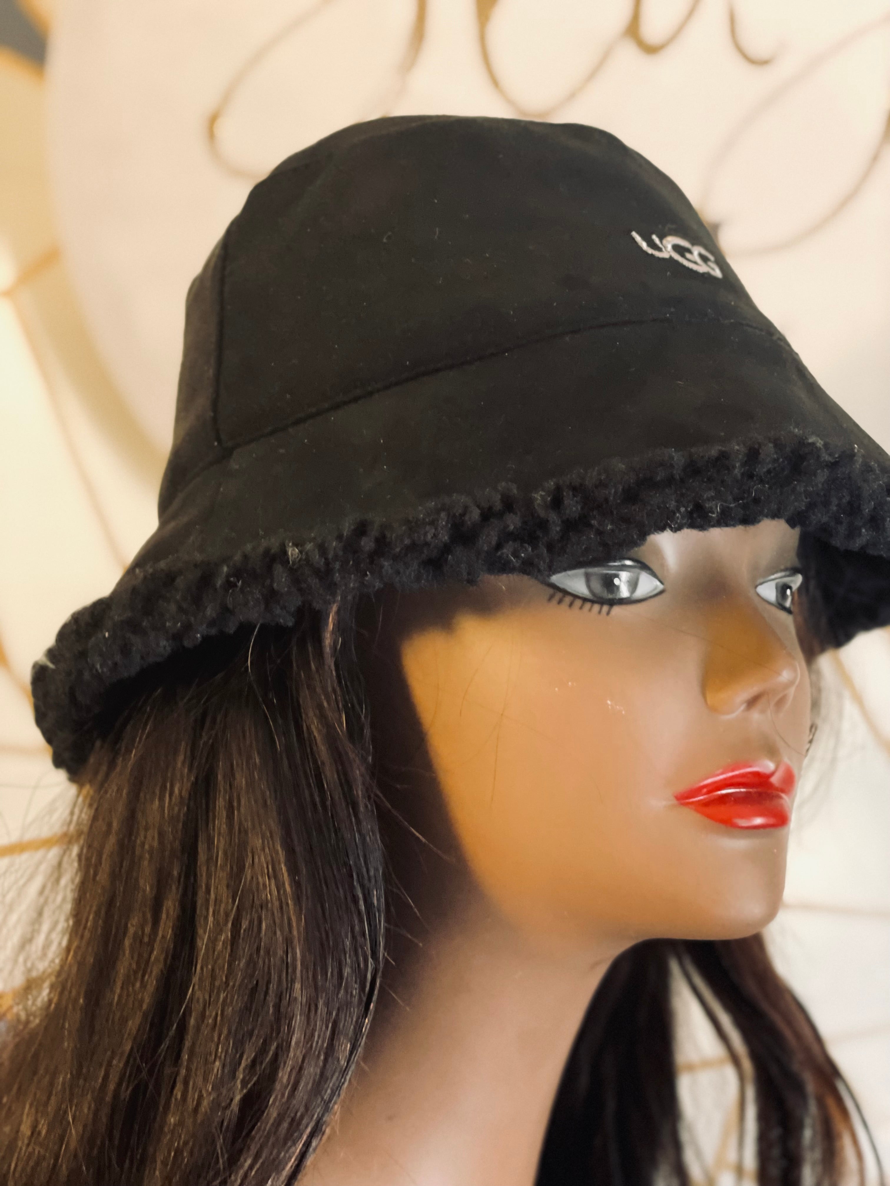 Bucket Hat